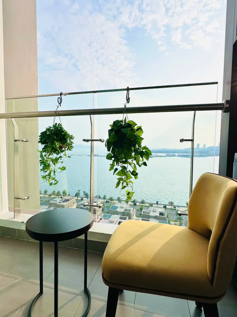Homestay The Sapphire Hạ Long View Biển