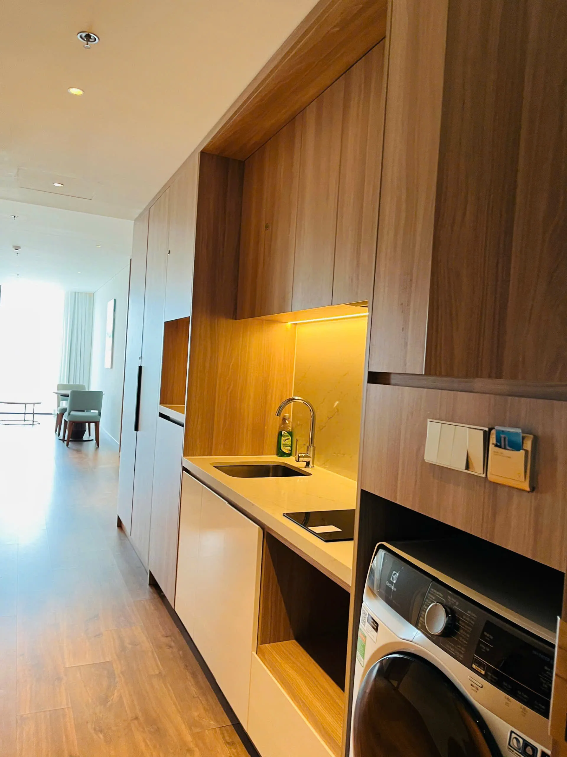 SUN HOMESTAY B1507 VIEW BIỂN ALACARTE HẠ LONG