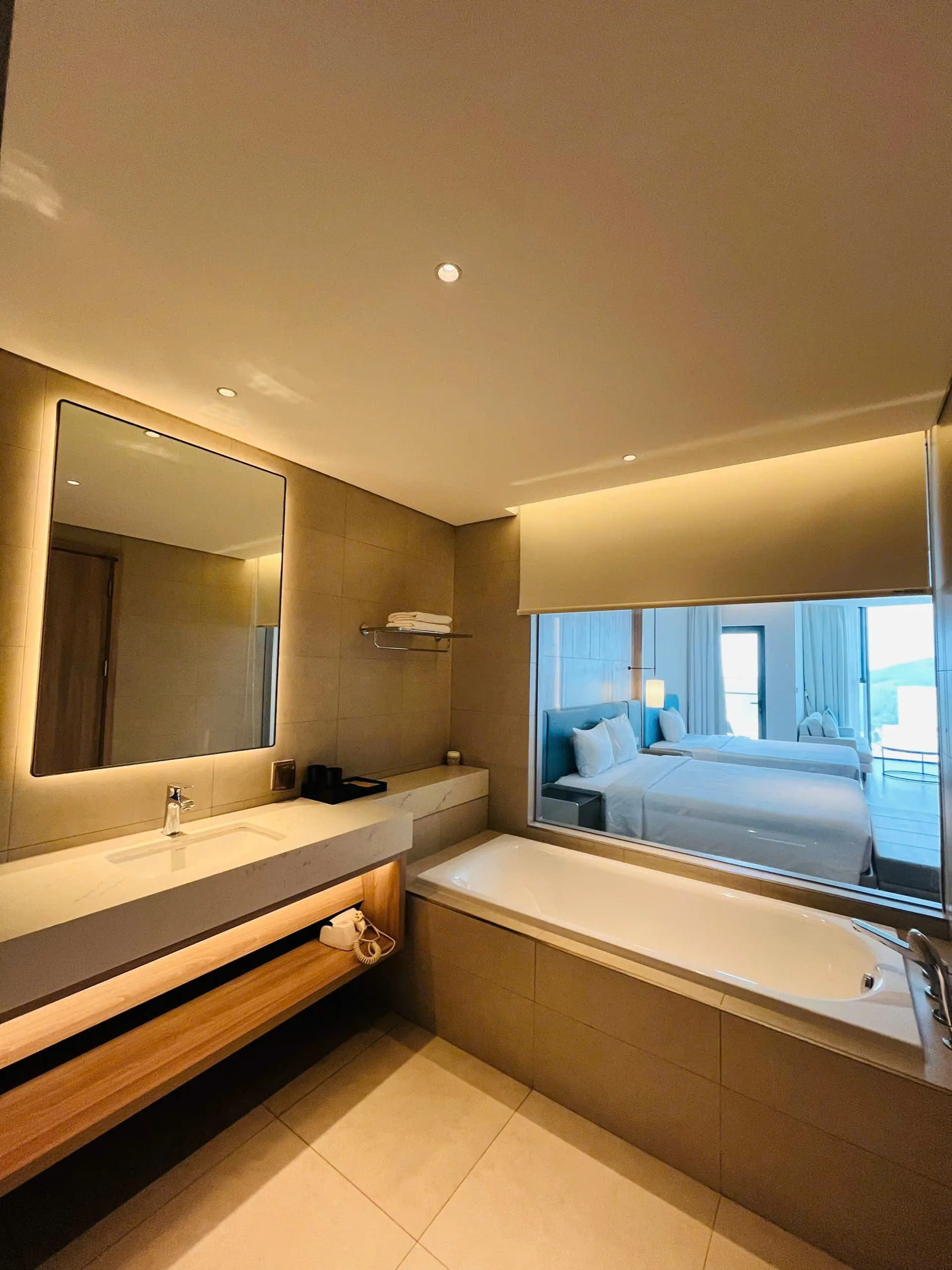 SUN HOMESTAY B1507 VIEW BIỂN ALACARTE HẠ LONG