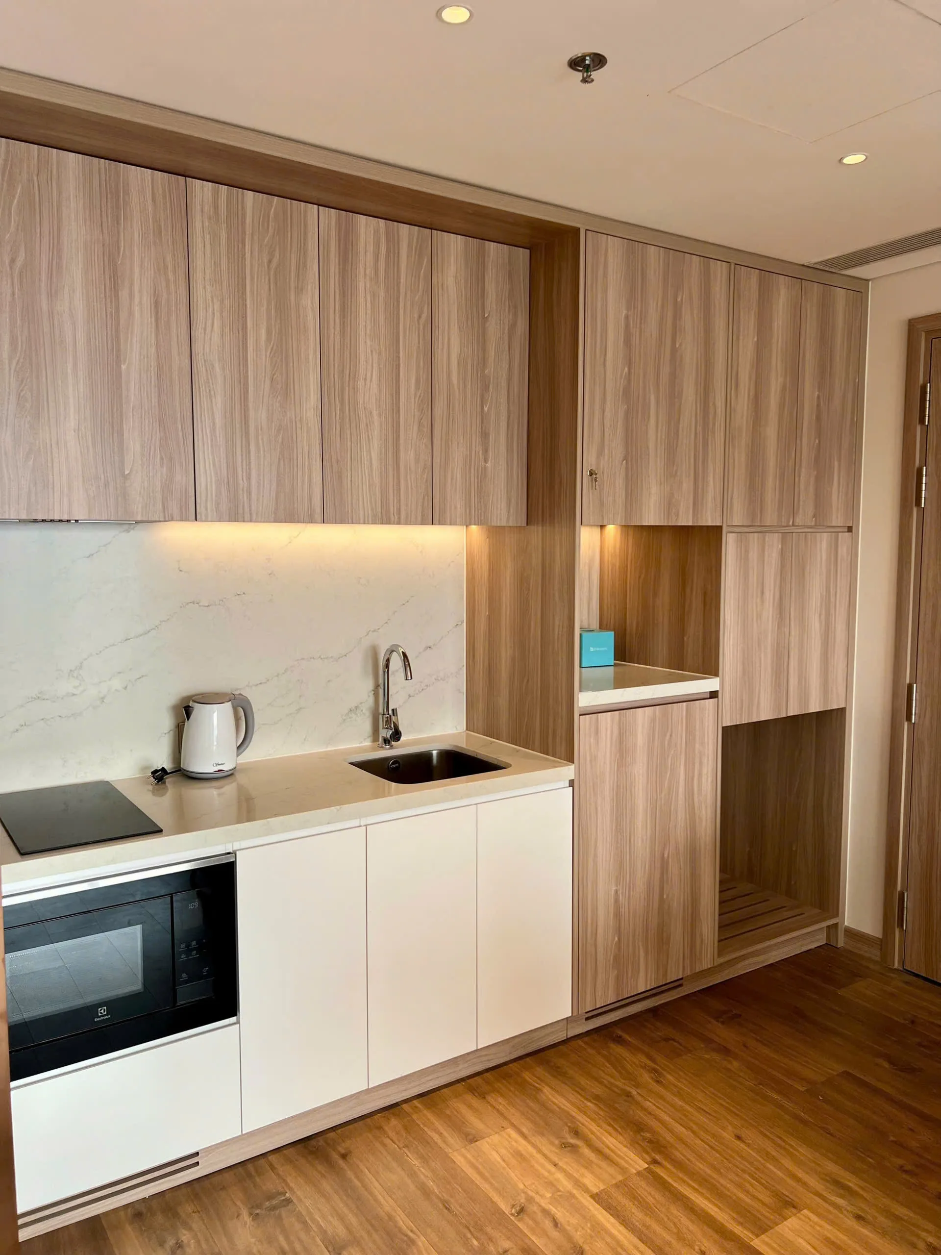SUN FAMILY HOMESTAY A1607 VIEW BIỂN ALACARTE HẠ LONG