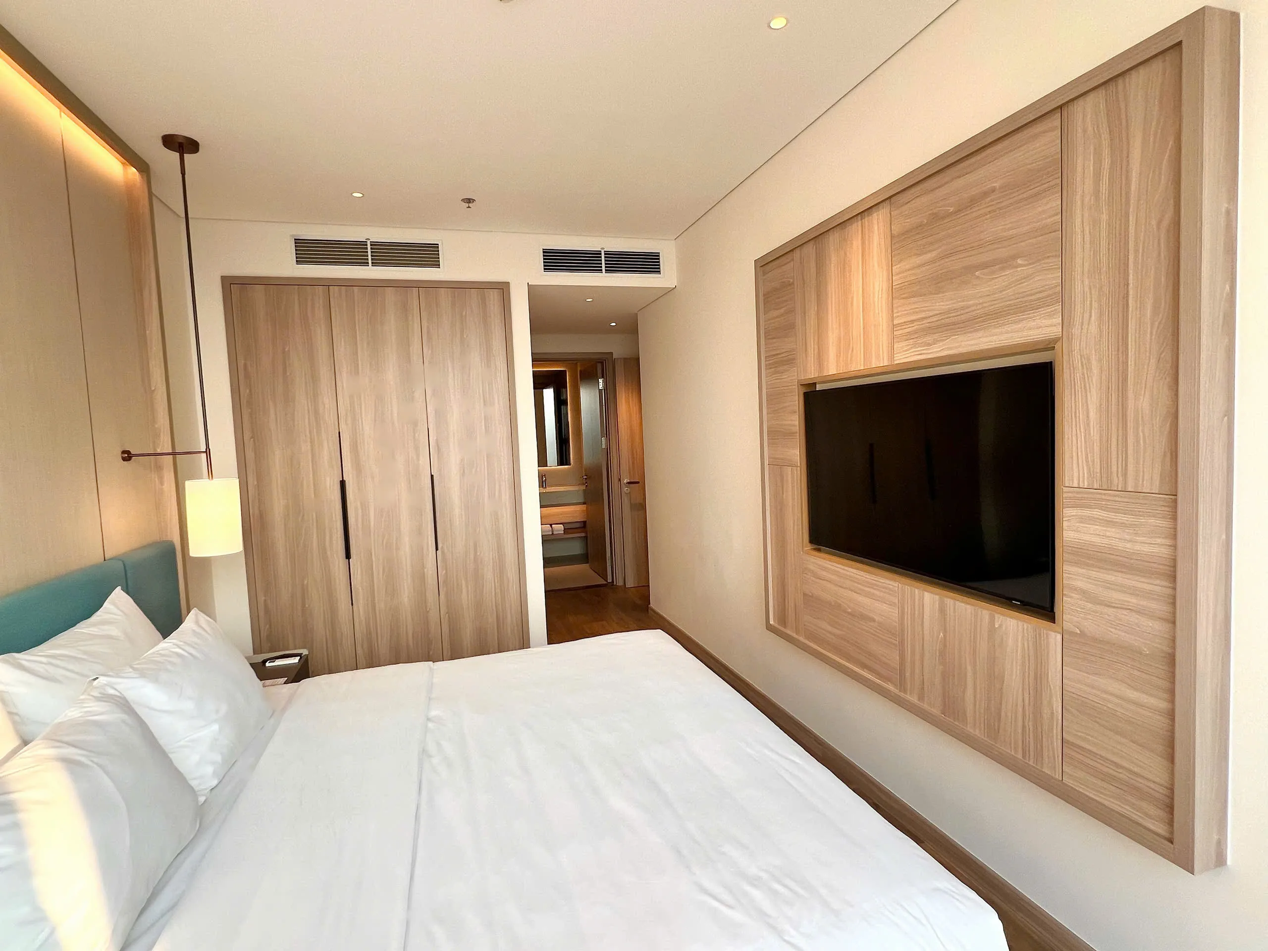 SUN FAMILY HOMESTAY A1607 VIEW BIỂN ALACARTE HẠ LONG