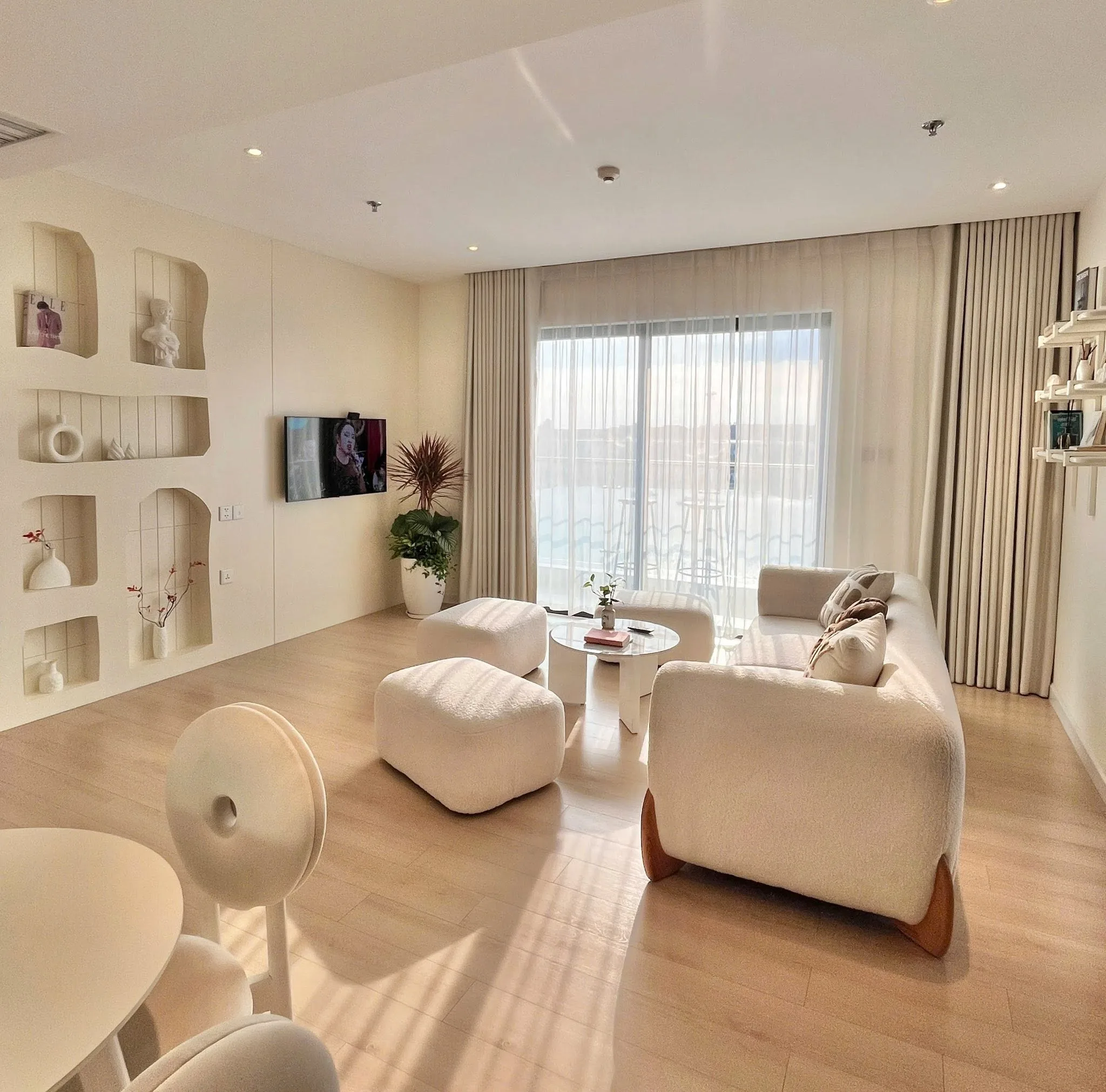 2PN Homestay Sapphire Hòn Gai Hạ Long - Căn Hộ View Biển Đẹp, Gần Bãi Cháy