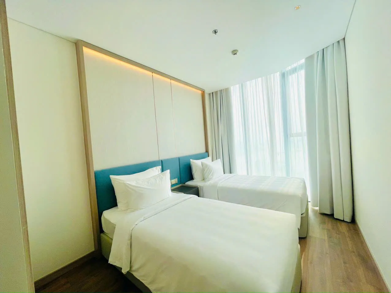 SUN HOMESTAY B512 2 PHÒNG NGỦ VIEW BIỂN ALACARTE HẠ LONG ⭐