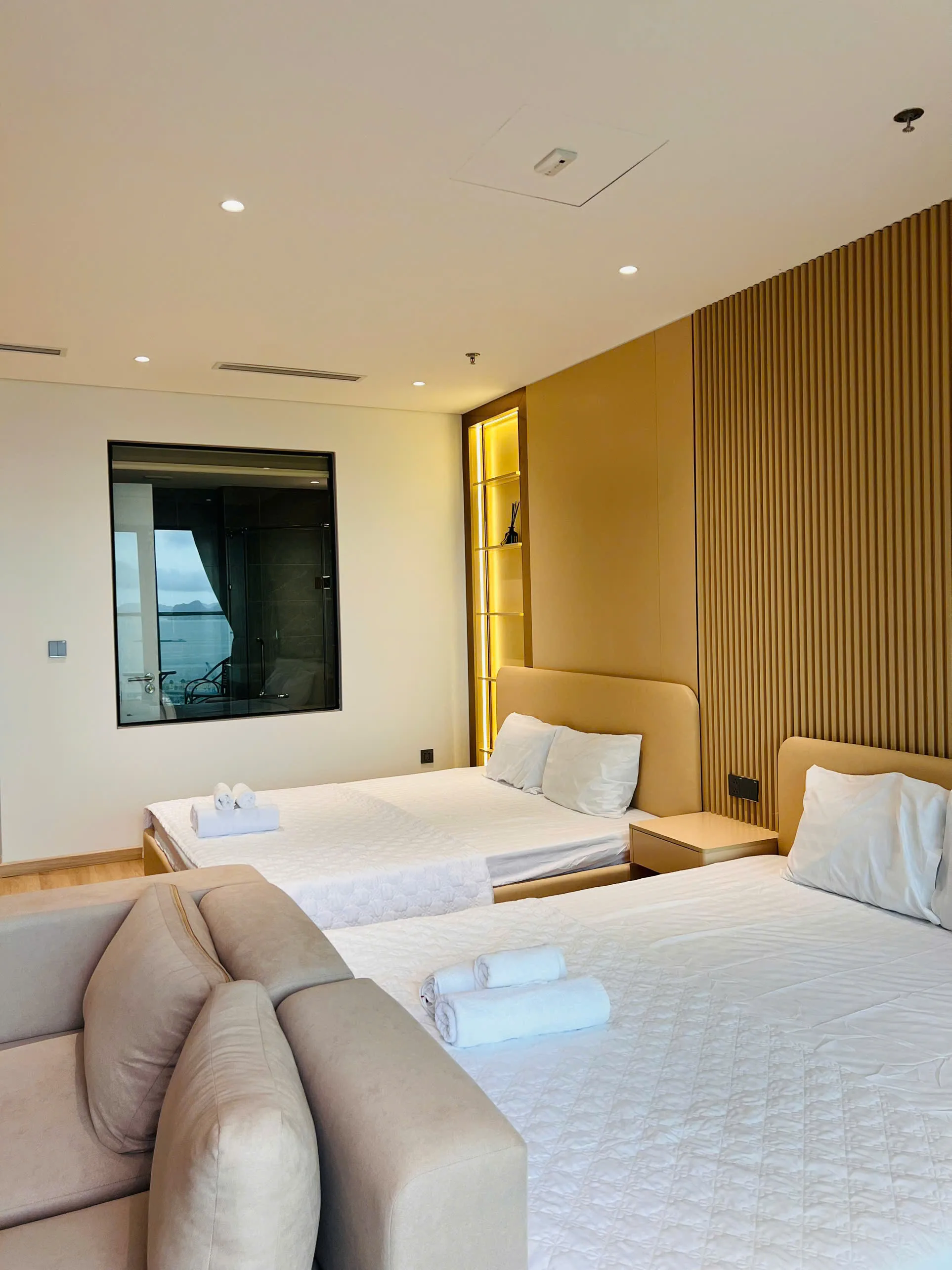 Studio The Holiday Hạ Long View Biển