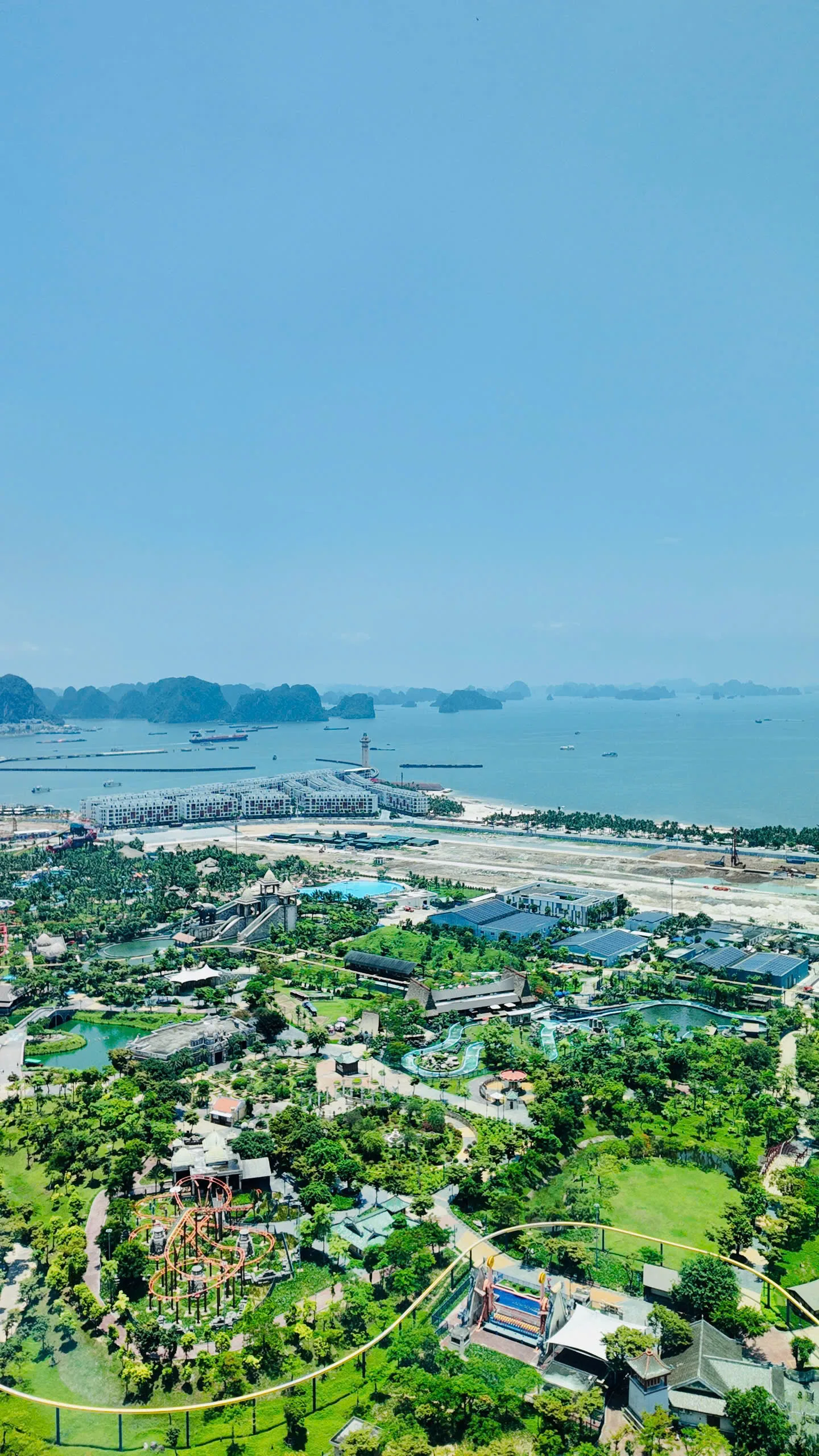 Studio The Holiday Hạ Long View Biển
