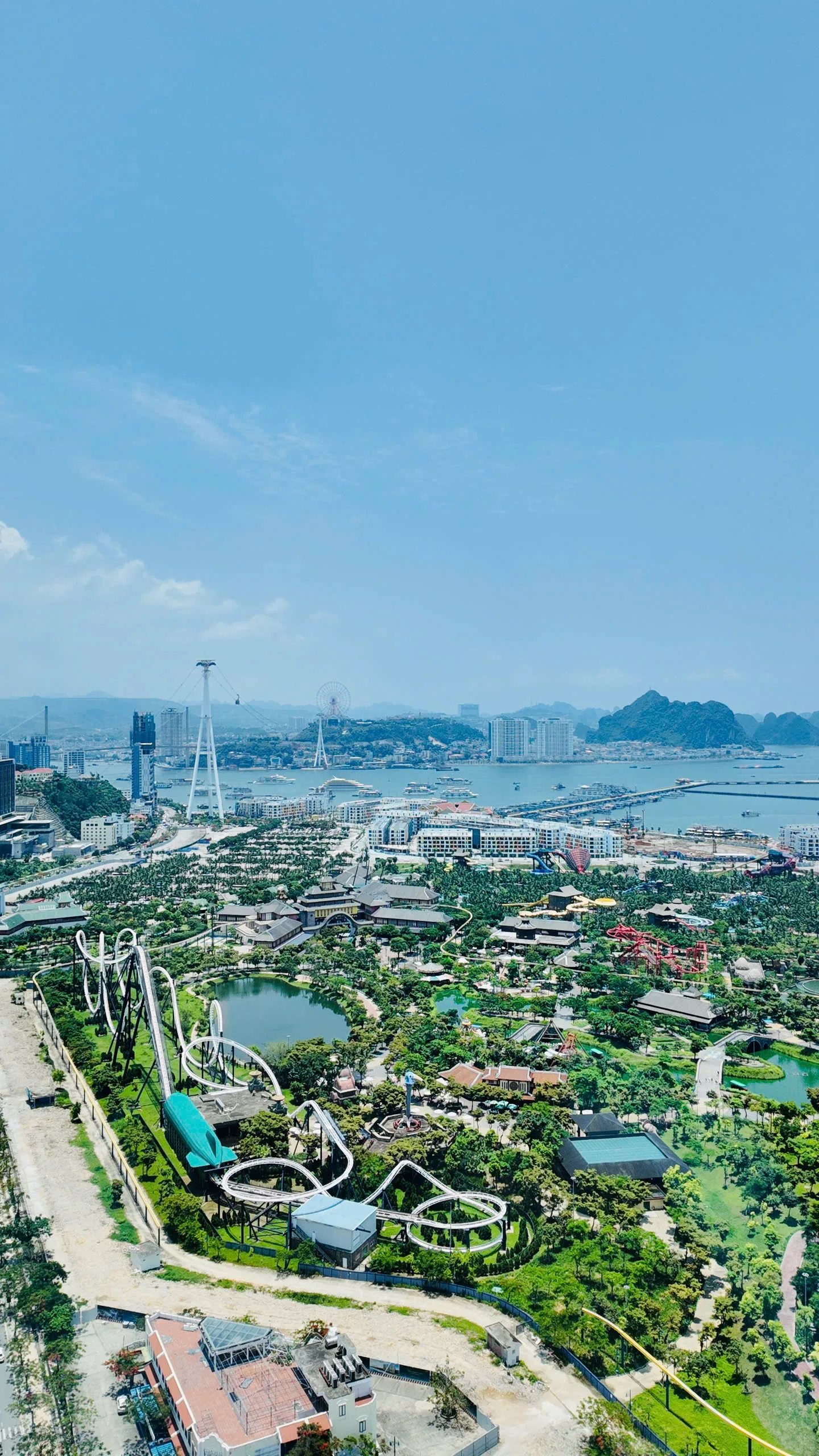 Studio The Holiday Hạ Long View Biển