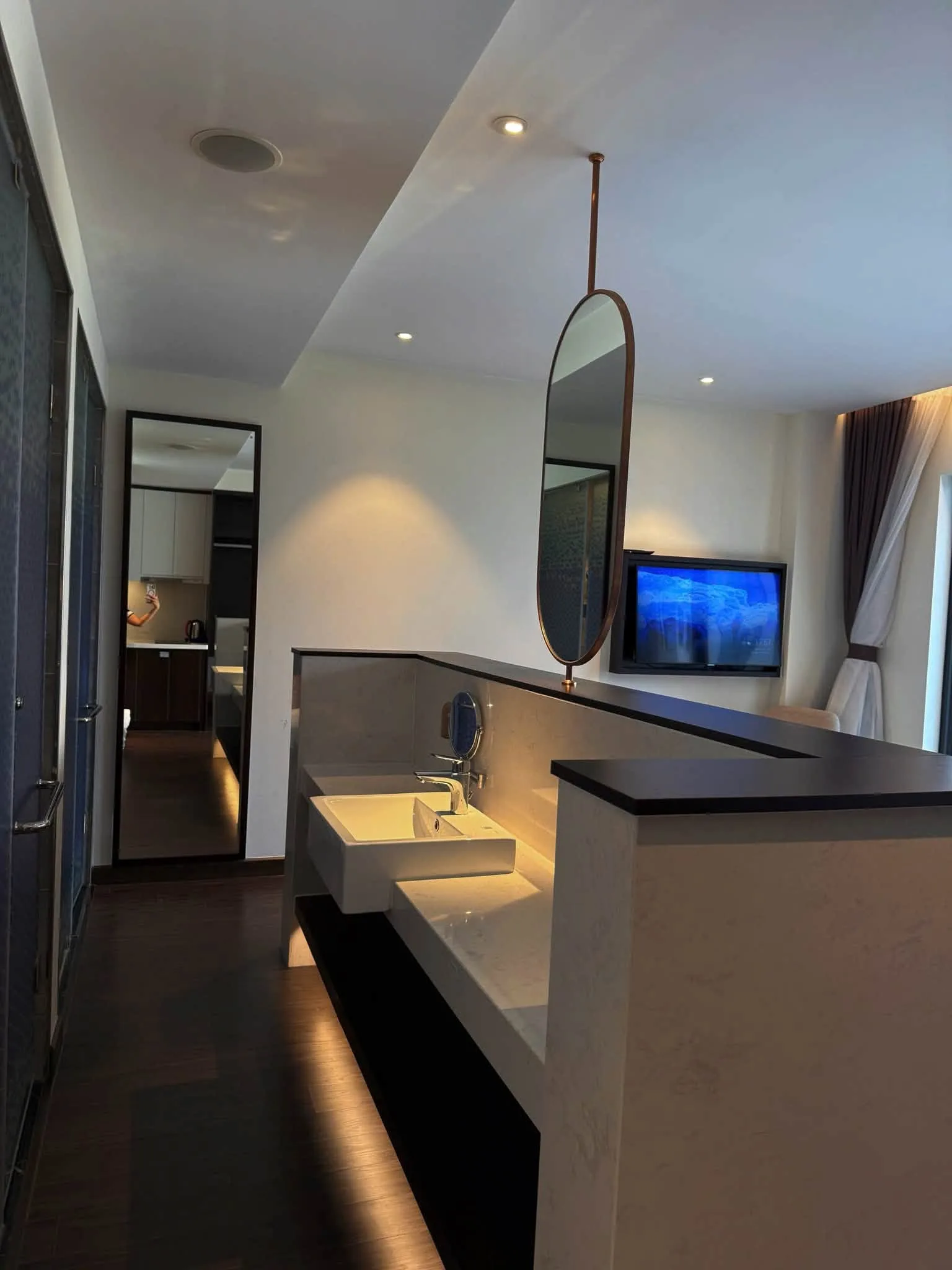 Homestay The Sapphire Hạ Long Studio Gần Bảo Tàng Quảng Ninh