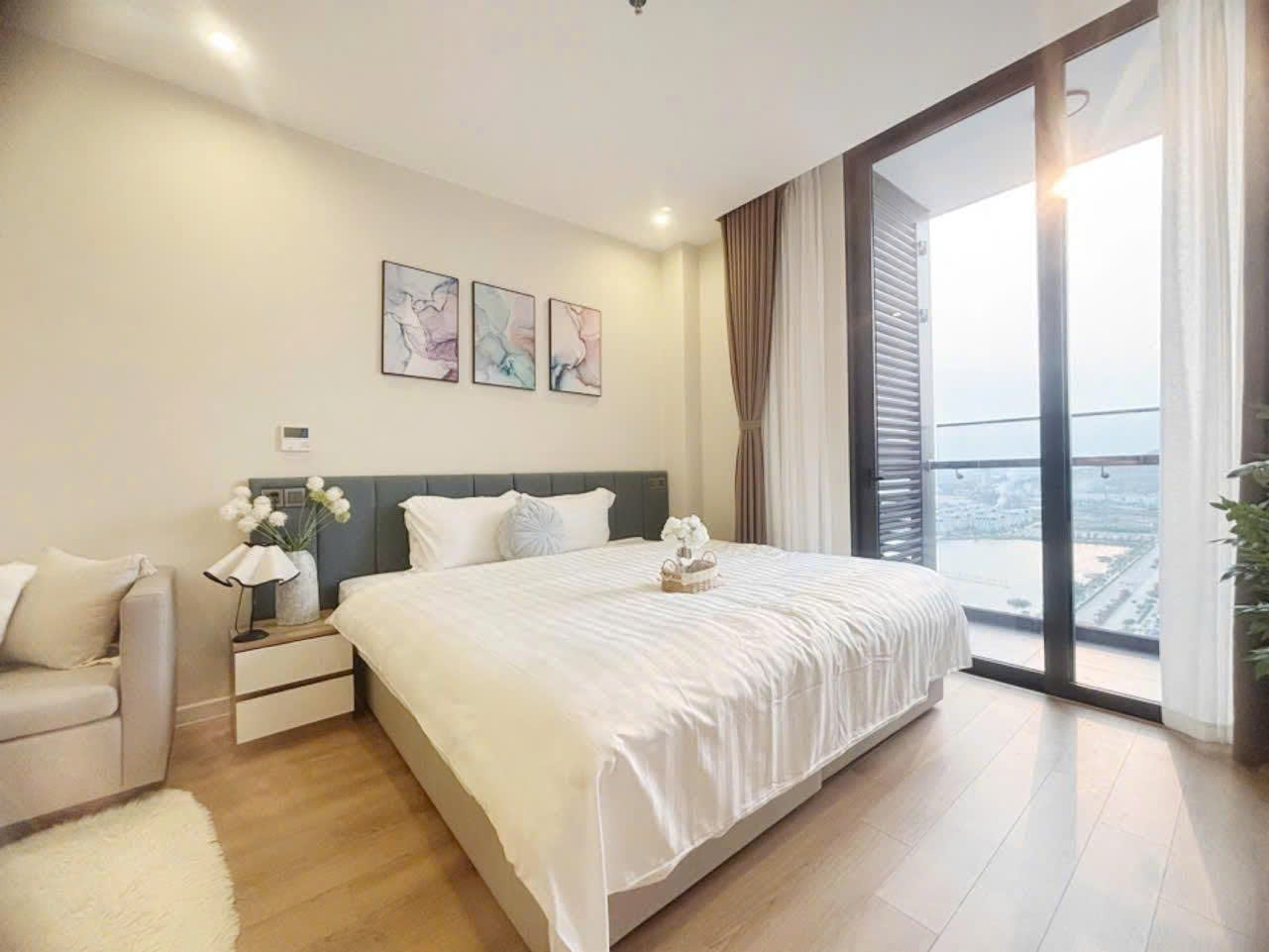 Thuê Homestay ICON 40 Hạ Long View Biển Đẹp – Gợi Ý Căn Hộ Đáng Chọn 2026