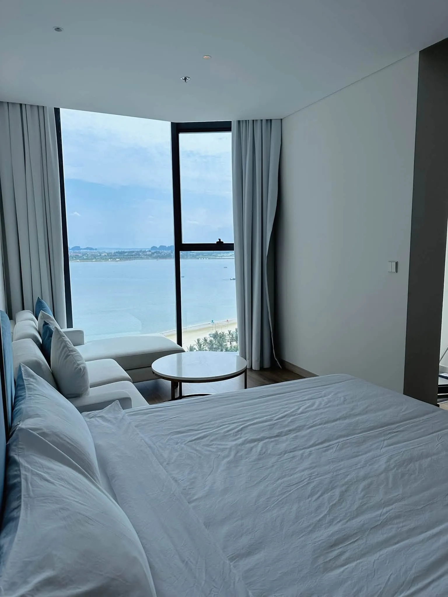 Homestay Vinhomes Global Gate Hạ Long Giá Tốt – Kinh Nghiệm Thuê Căn Tiết Kiệm