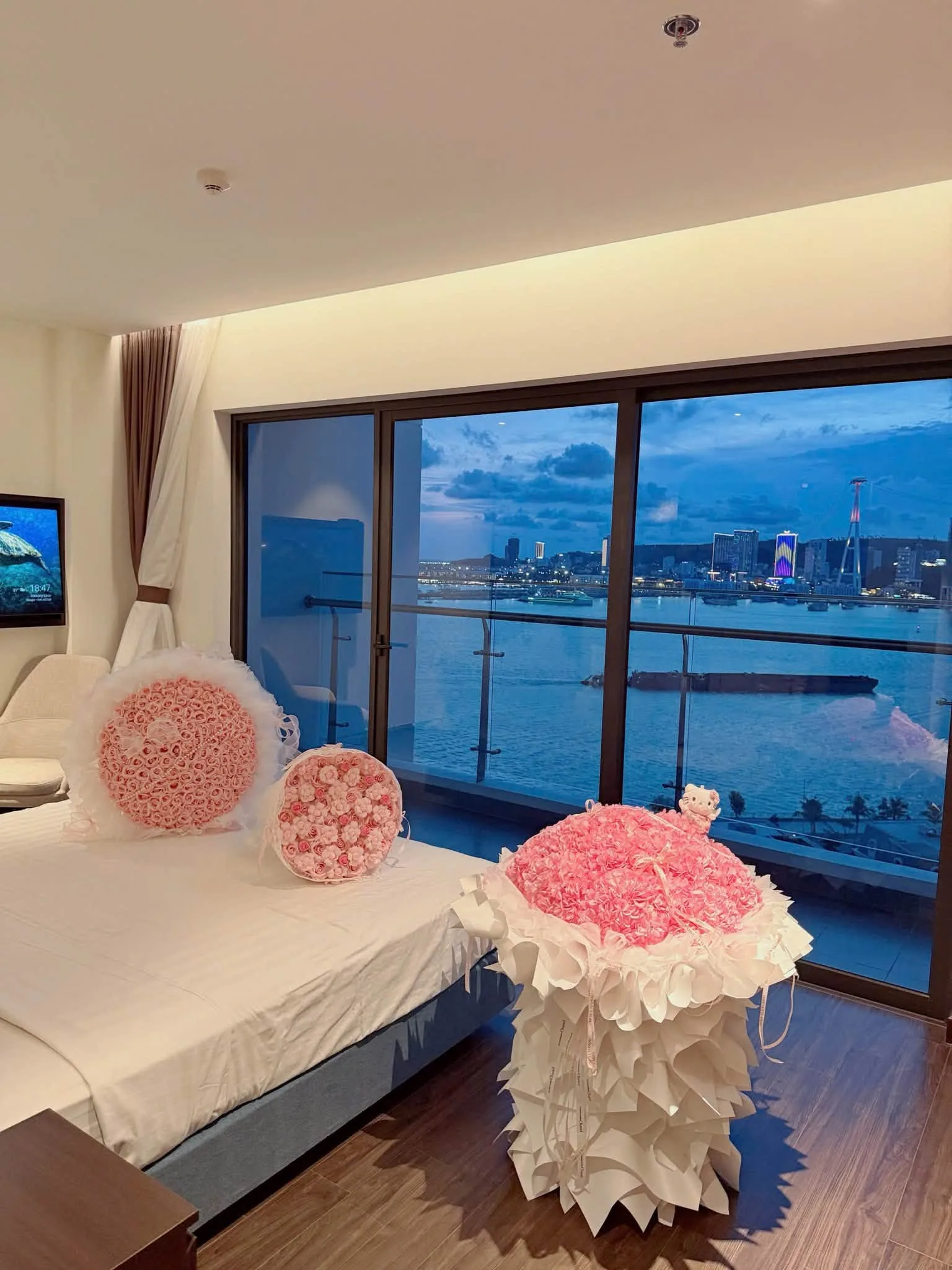 Top 10 Căn Homestay The Sapphire Hạ Long View Biển Đẹp Nhất