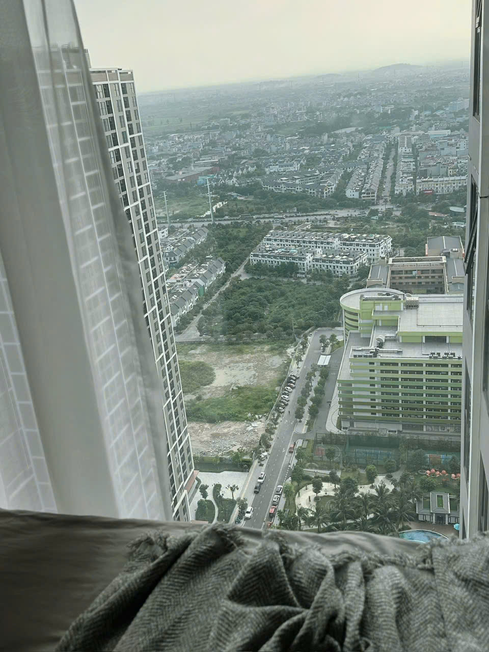 Mây Êm Studio A.3822 - Vinhomes Smart City