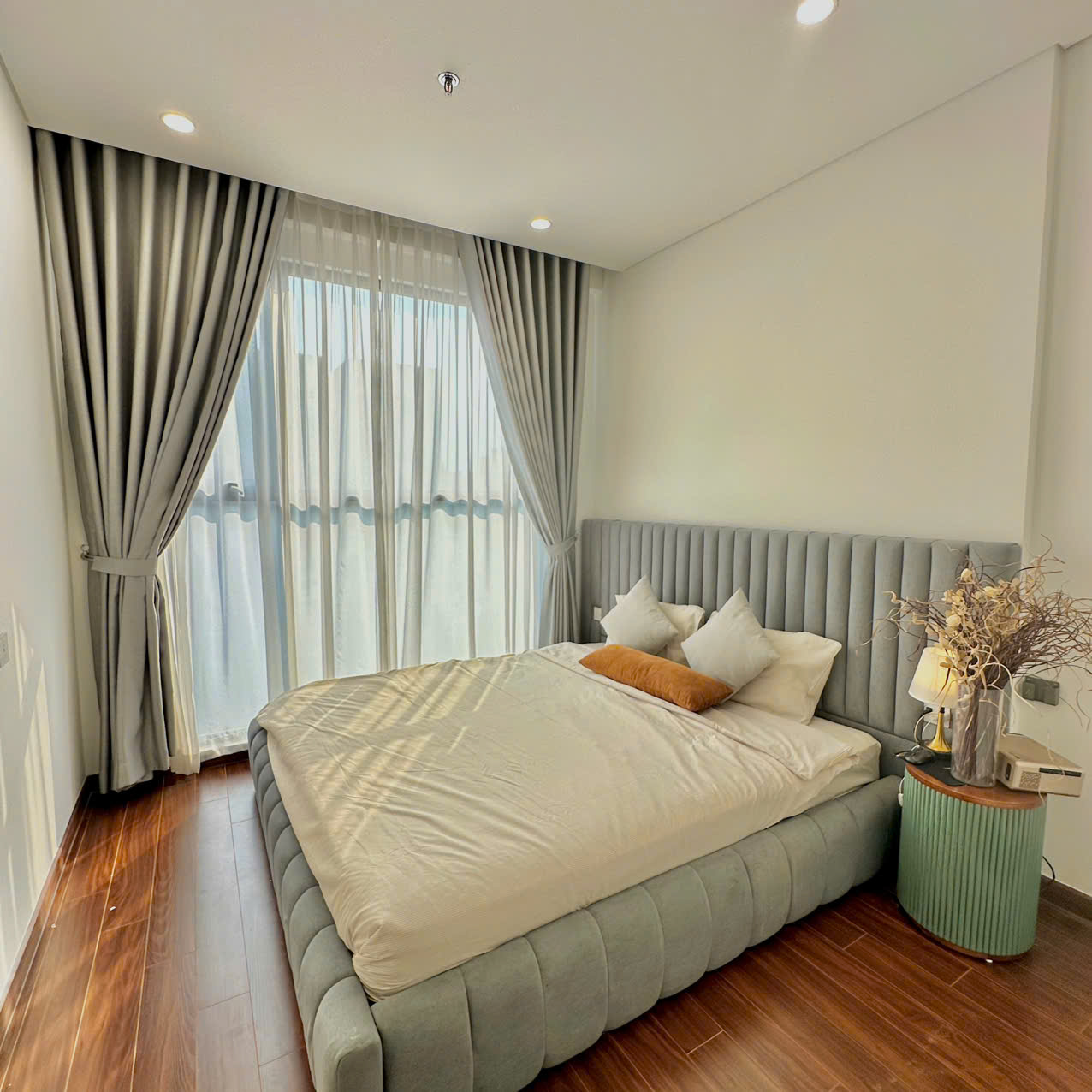 Aria 1PN M1.2208 - Vinhomes Ocean Park 1