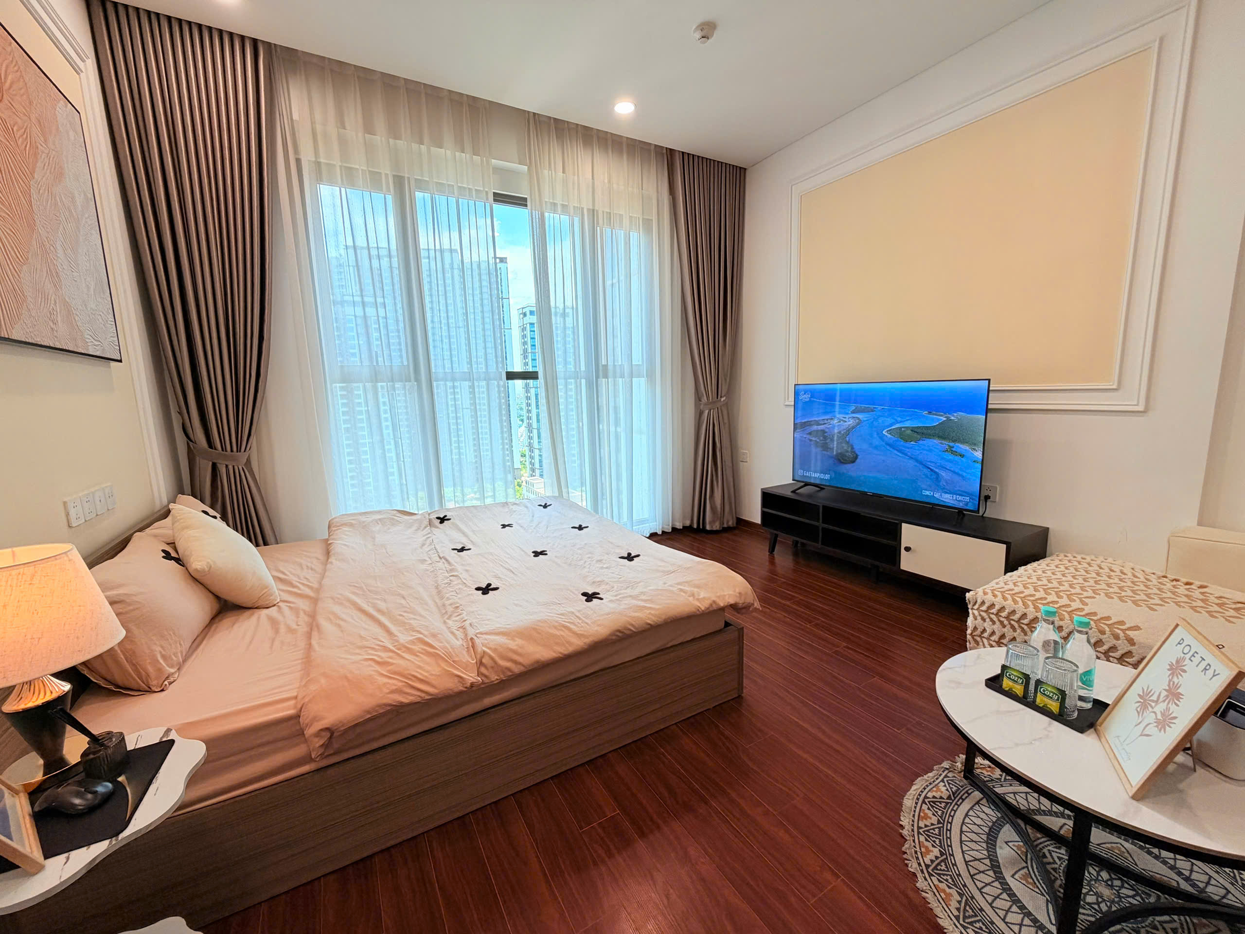Lumi Studio M1.1701 - Vinhomes Ocean Park 1