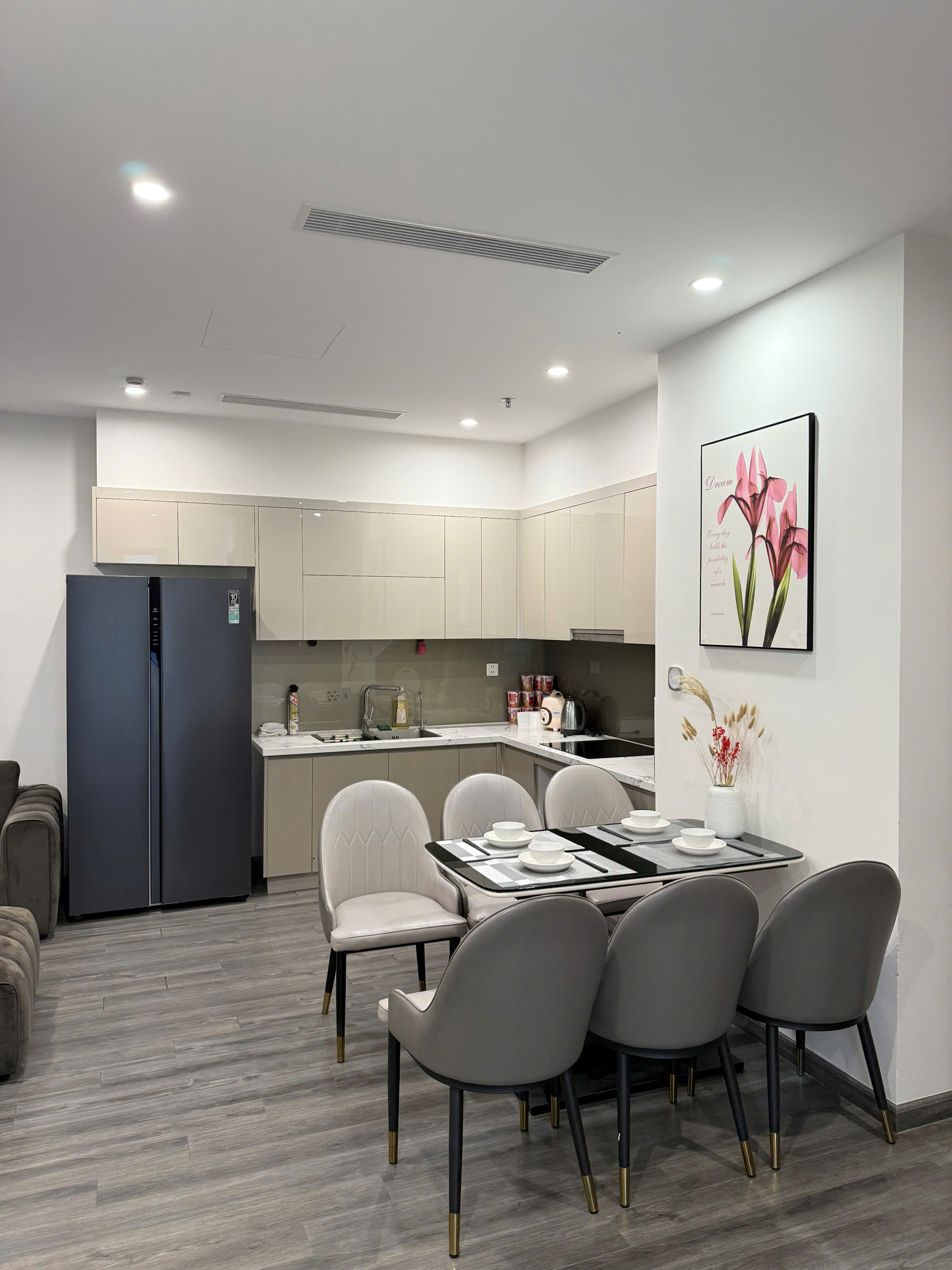 Opal 2PN S2.18-12A16 - Vinhomes Ocean Park 1