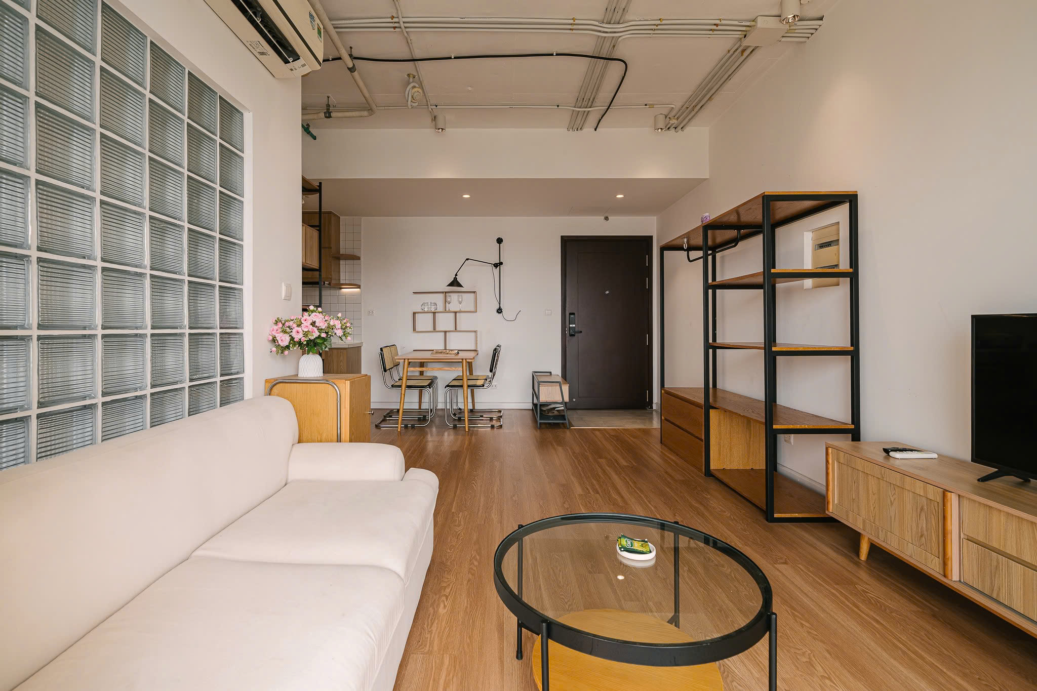 Nova Studio C1-2505 - D’Capital Trần Duy Hưng