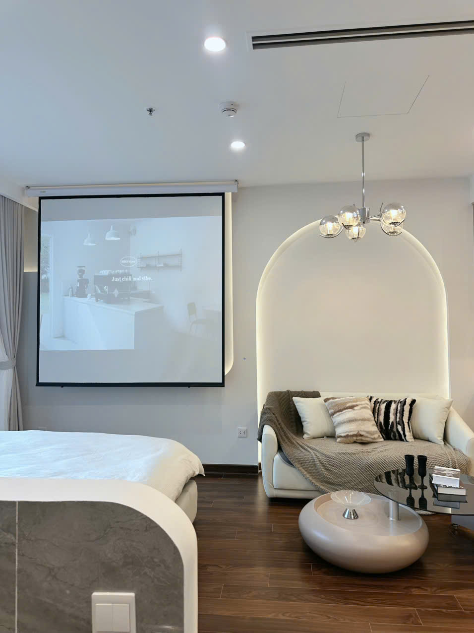 Vệt Nắng Studio MAS A.2810 - Vinhomes Smart City