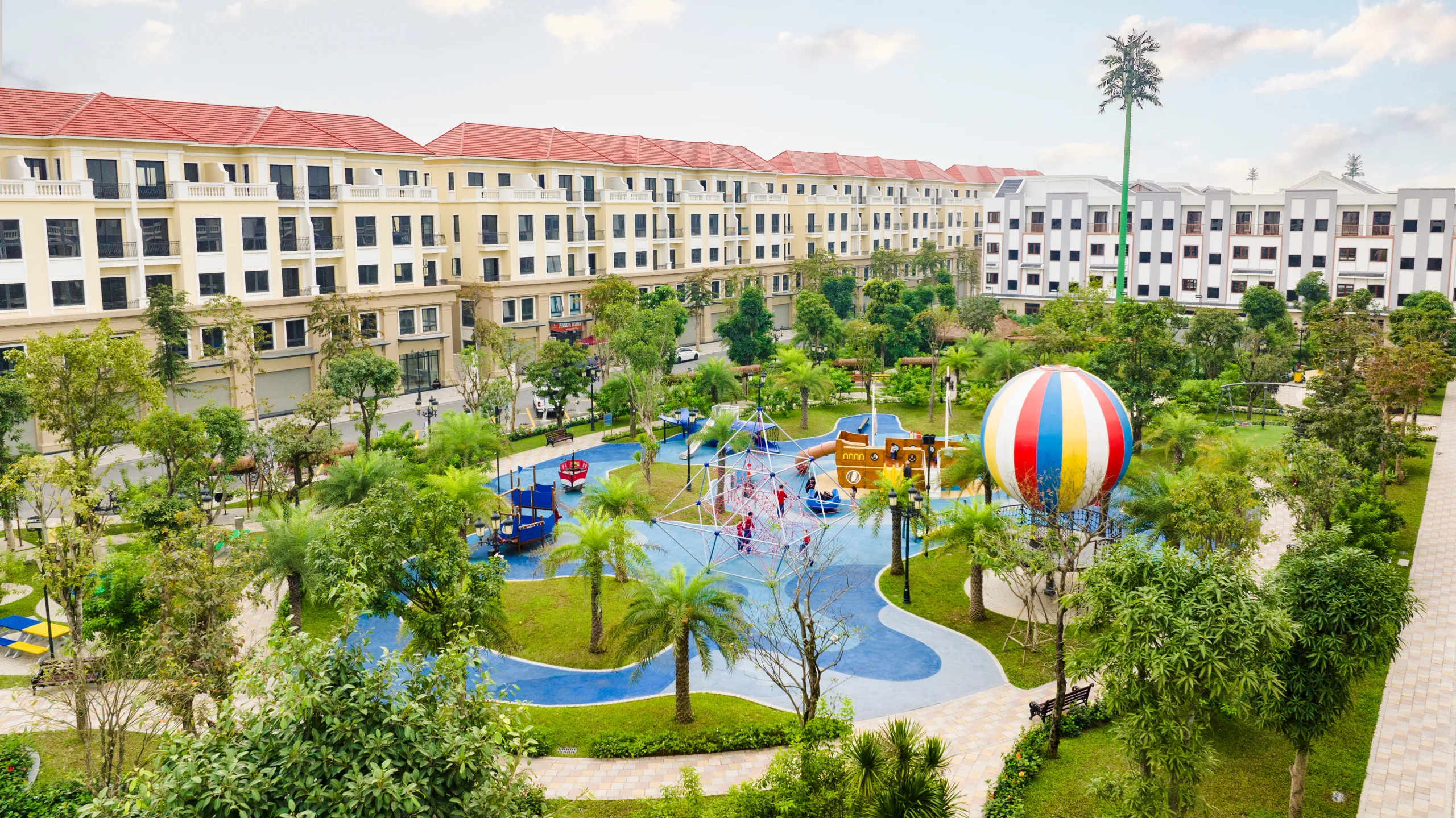 Sân chơi Công viên San Hô để tham khảo khi tìm hiểu Wave Park Ocean City có gì – hình ảnh mang tính chất minh hoạ