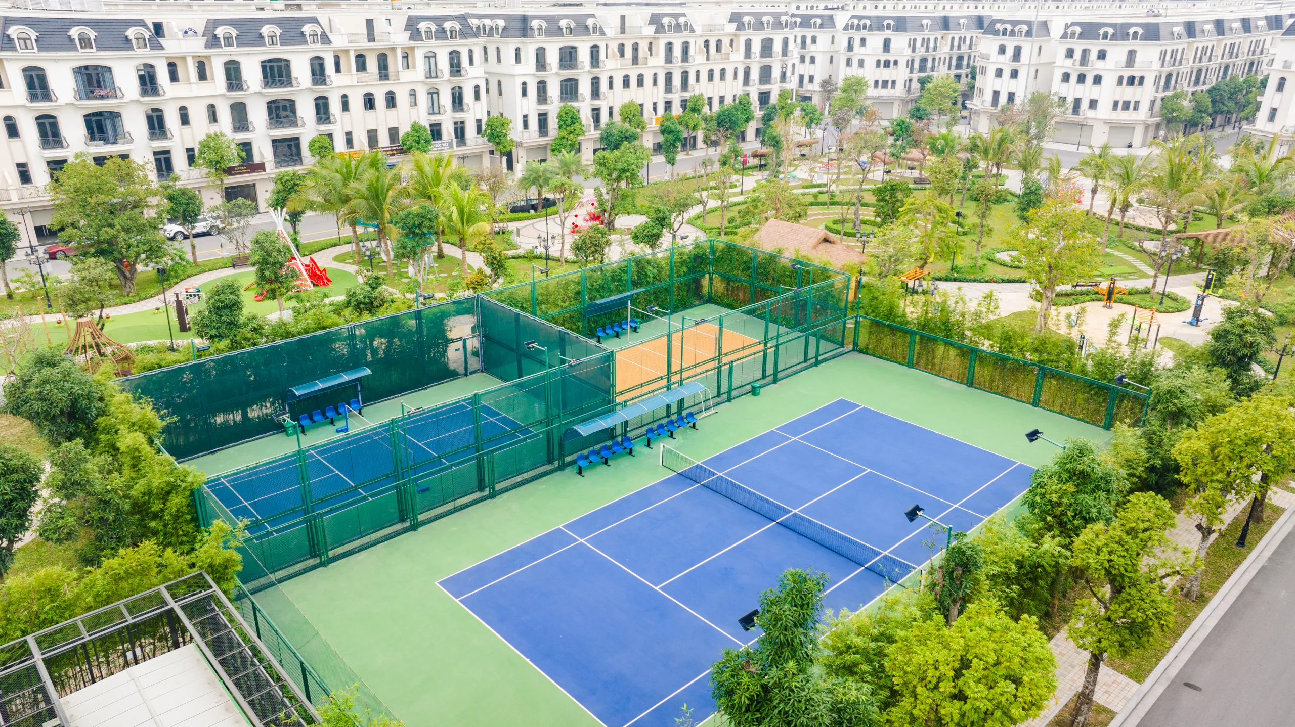 Gợi ý lịch ghé công viên khi cân nhắc đi xe buýt hay ô tô đến Ocean Park – hình ảnh mang tính chất minh hoạ