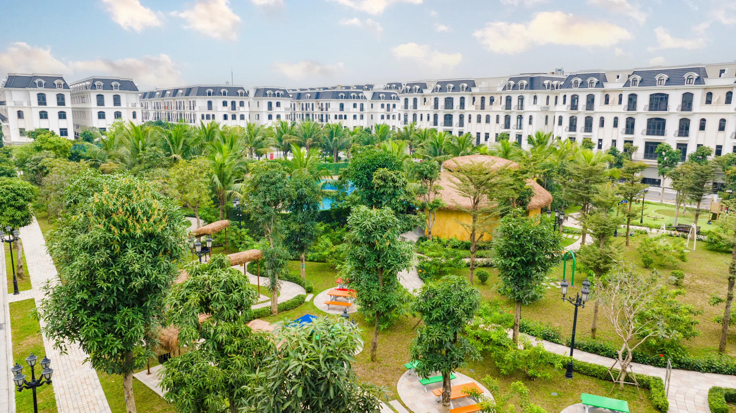 Không gian xanh tham khảo khi chọn thuê homestay Ocean Park theo giờ hay qua đêm – hình ảnh mang tính chất minh hoạ