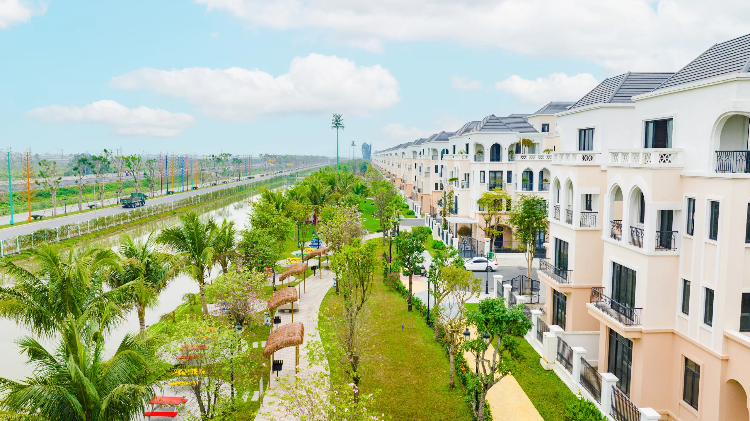 Không gian Silk Park tham khảo khi tìm kinh nghiệm Wave Park trẻ nhỏ – hình ảnh mang tính chất minh hoạ